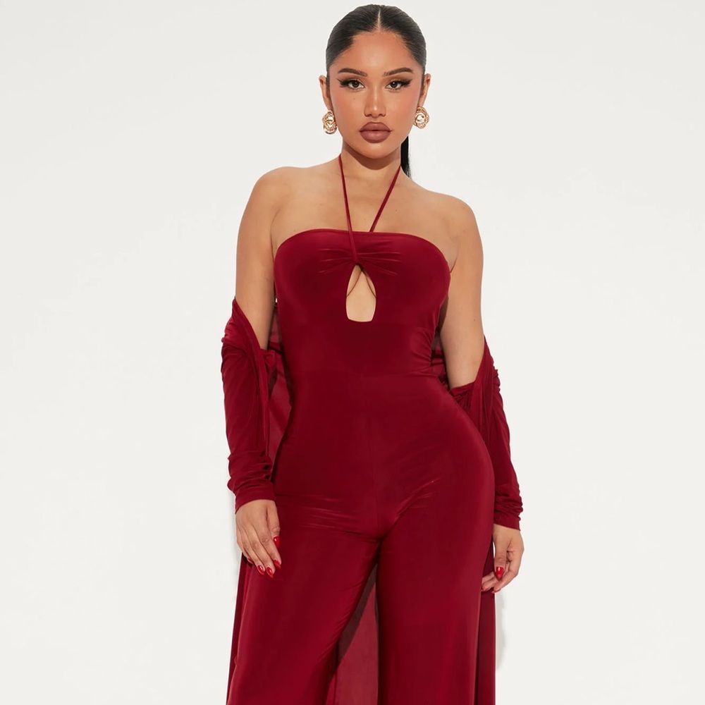 ~Progressively Prevailing:Burgundy Keyhole Halter Jumpsuit~